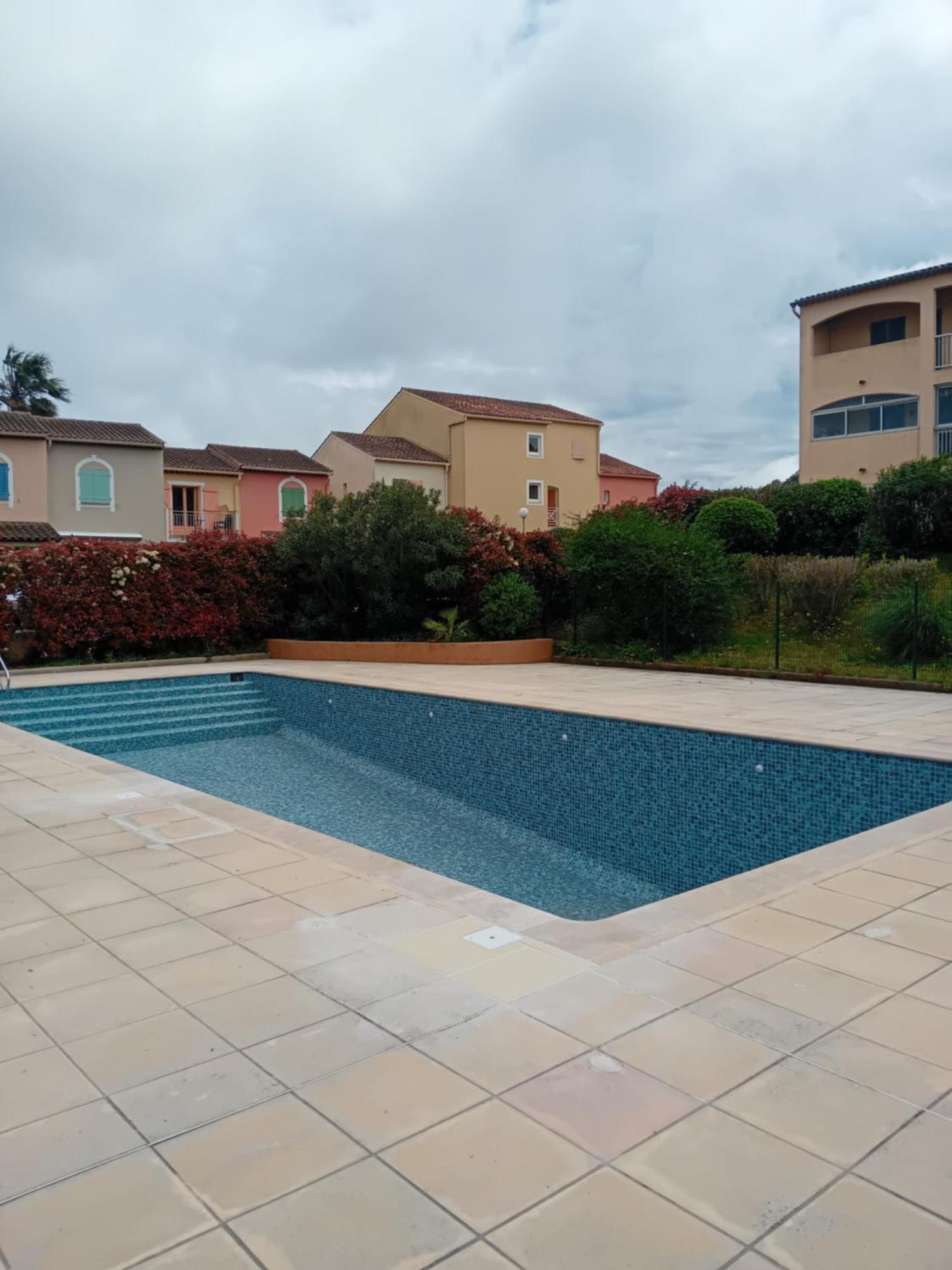 Appartement T2 A La Croix Valmer Piscine Et Tennis Exterior photo